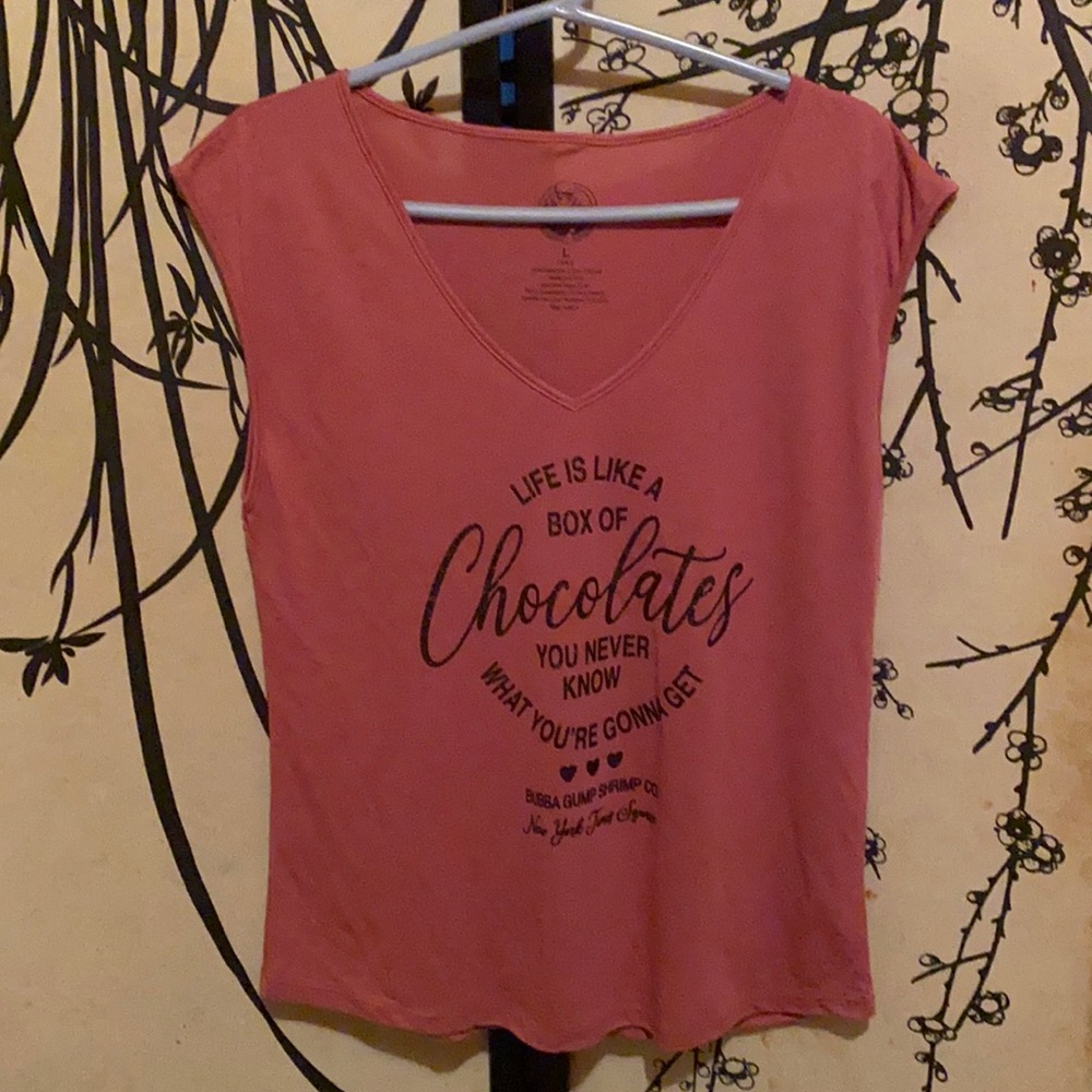 Bubba Gump Shrimp Co Women’s Dusty Rose Shirt W/Glitter Graphic